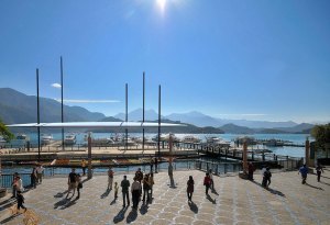 roof in low position